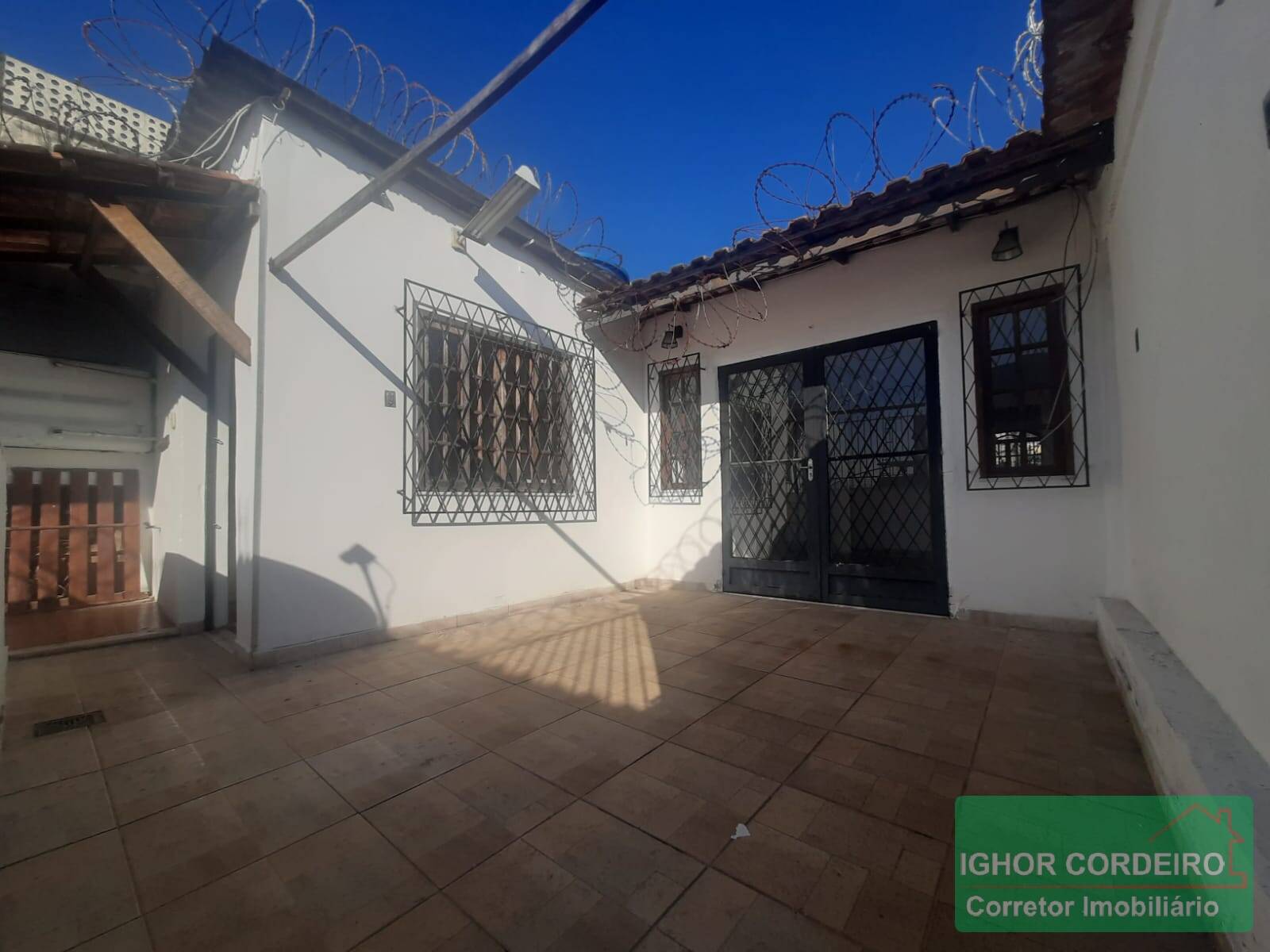 Casa de Condomínio à venda com 3 quartos, 250m² - Foto 19